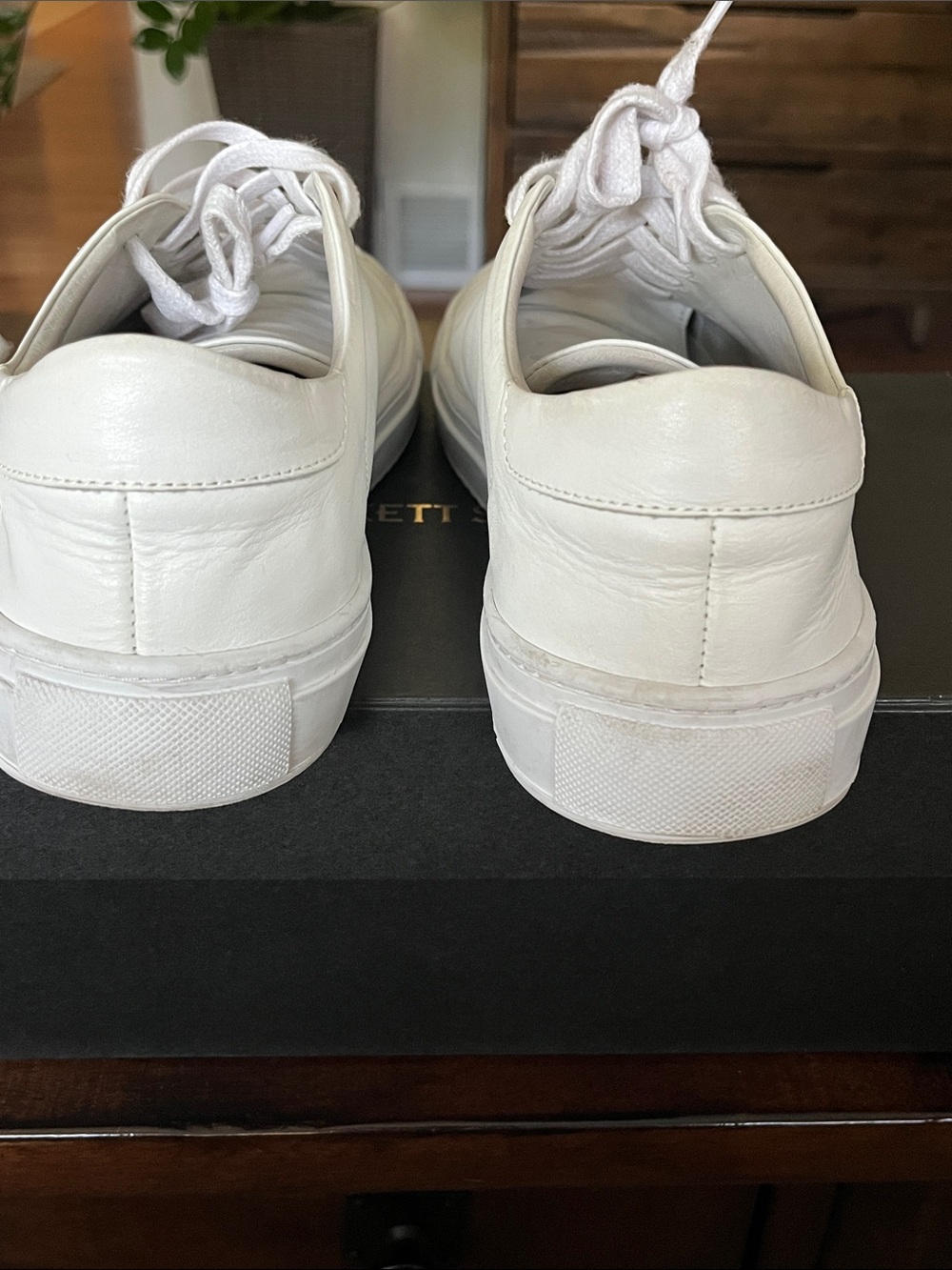 Beckett Simonon White Leather Low-Top Sneakers with Tonal Laces - Picture 6 of 16